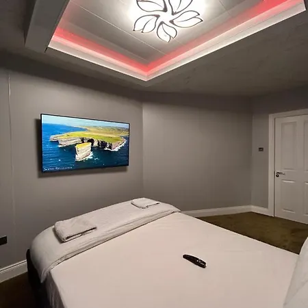 Apartment Lucid Magic Dream Limerick