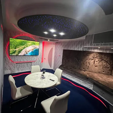 Lucid Magic Dream Apartment